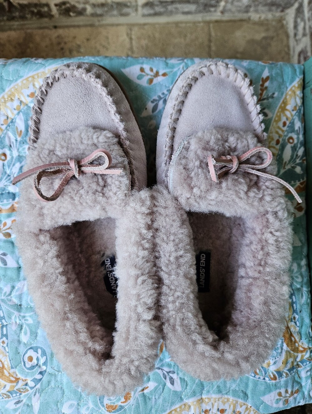Lands' End Blush Pink Allweather Faux-Shearling Moccasins Slippers Size 9